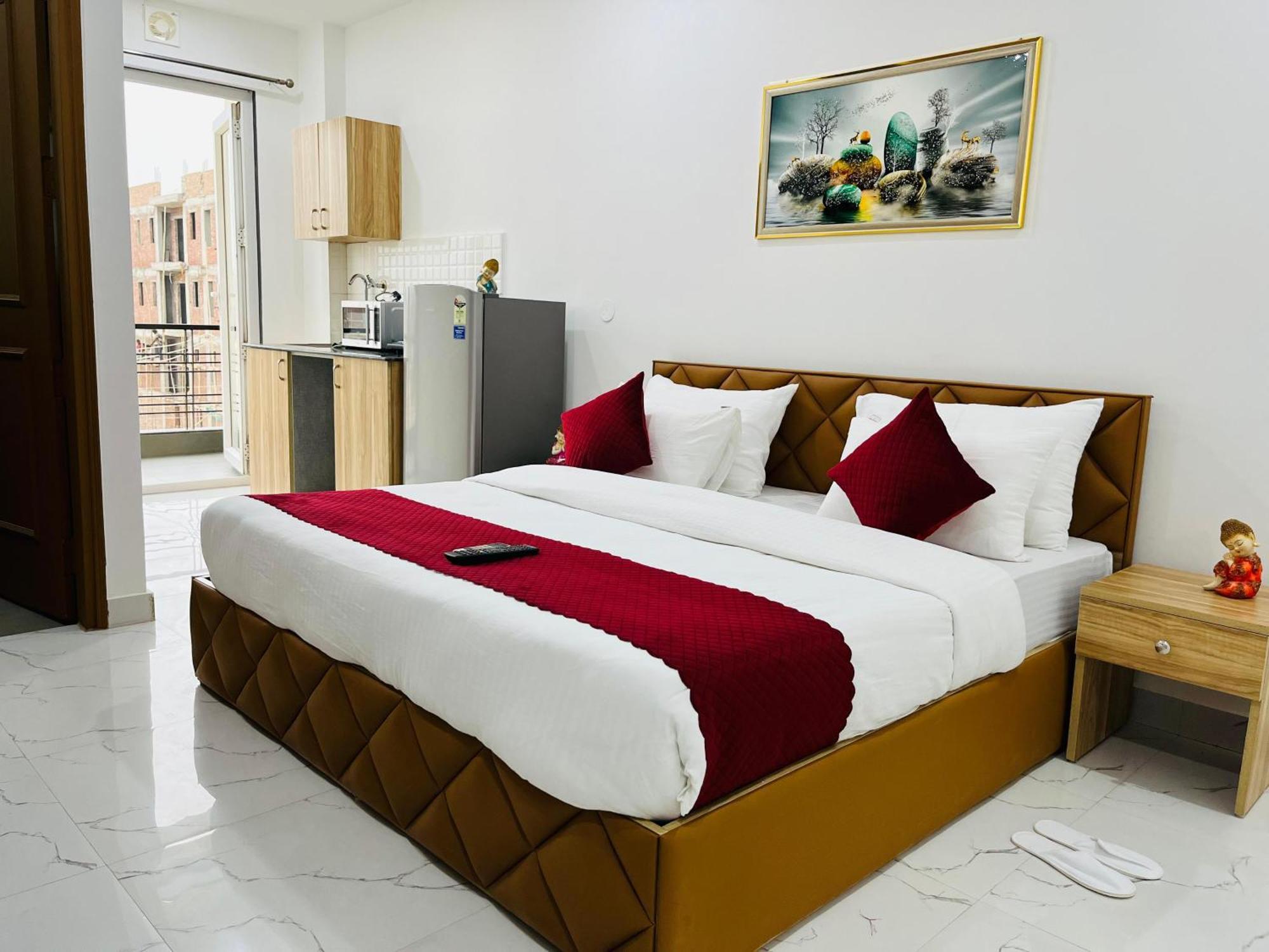 גורגאון The Lodgers Studio Apartment Infront Of Artemis Hospital Gurugram מראה חיצוני תמונה