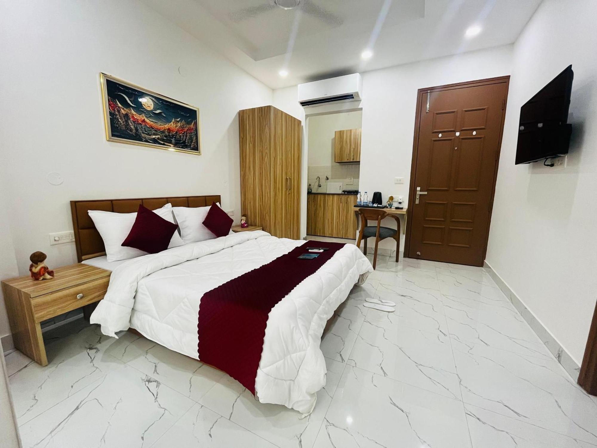 גורגאון The Lodgers Studio Apartment Infront Of Artemis Hospital Gurugram מראה חיצוני תמונה