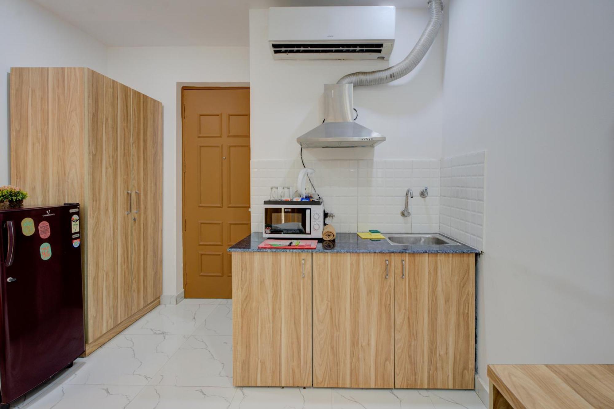גורגאון The Lodgers Studio Apartment Infront Of Artemis Hospital Gurugram מראה חיצוני תמונה