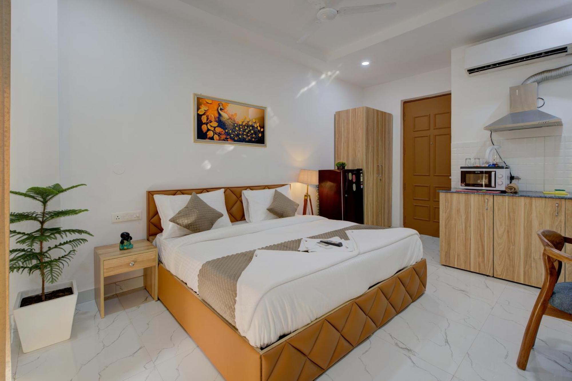 גורגאון The Lodgers Studio Apartment Infront Of Artemis Hospital Gurugram מראה חיצוני תמונה