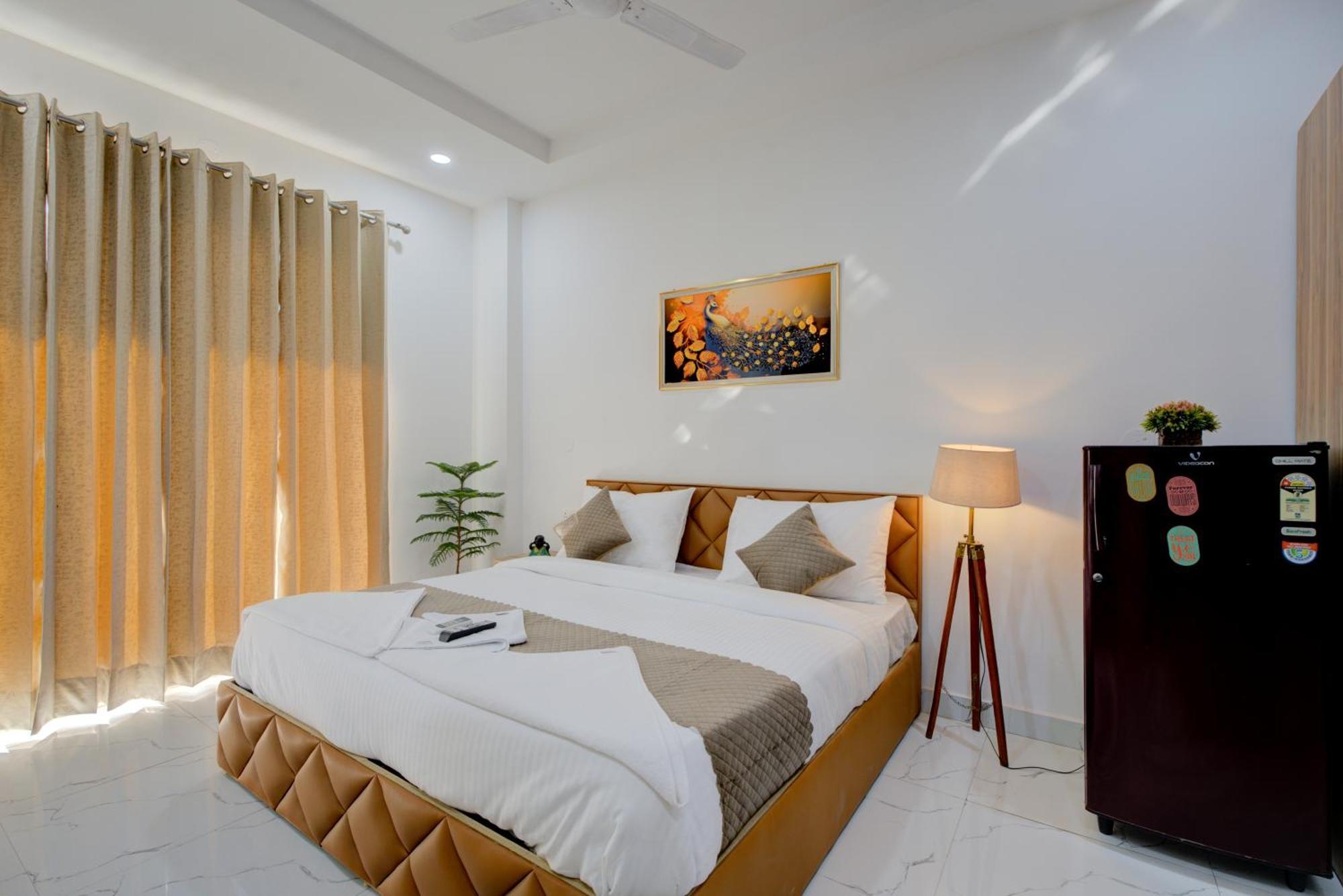 גורגאון The Lodgers Studio Apartment Infront Of Artemis Hospital Gurugram מראה חיצוני תמונה