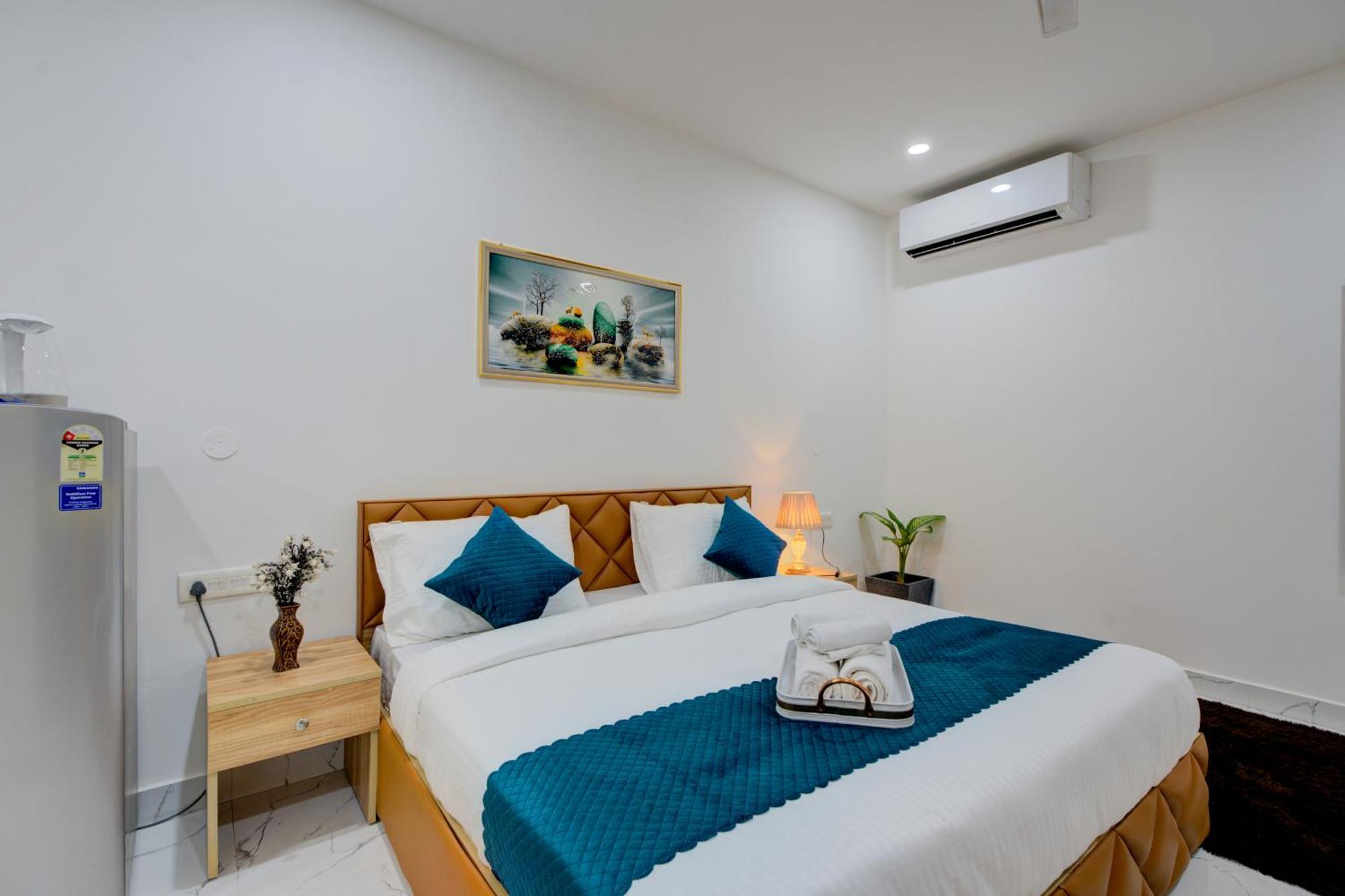 גורגאון The Lodgers Studio Apartment Infront Of Artemis Hospital Gurugram מראה חיצוני תמונה